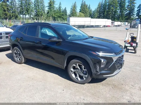 KL77LHEP0SC154393 2025 CHEVROLET TRAX - Image 1