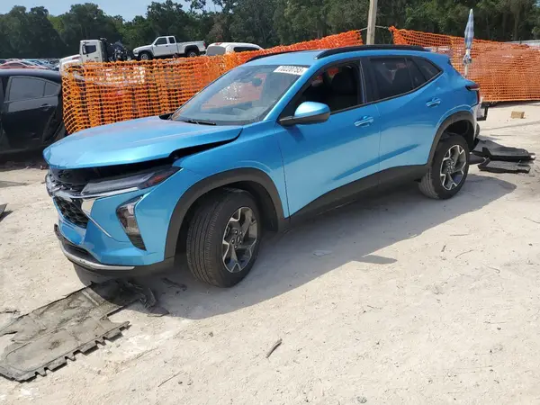 KL77LHEP0SC158752 2025 CHEVROLET TRAX - Image 1