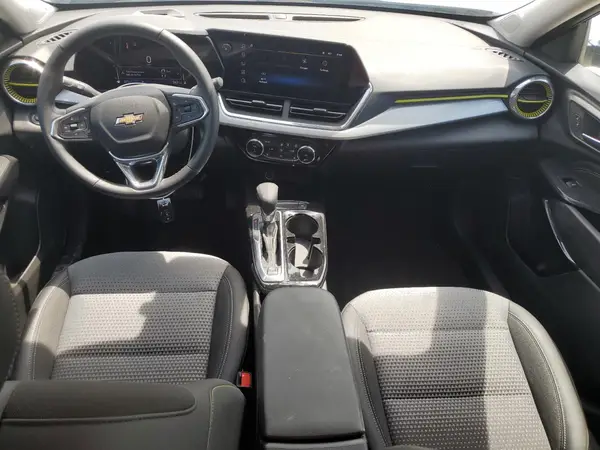 KL77LHEP0SC158752 2025 CHEVROLET TRAX - Image 8