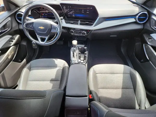 KL77LHEP0SC190729 2025 CHEVROLET TRAX - Image 8