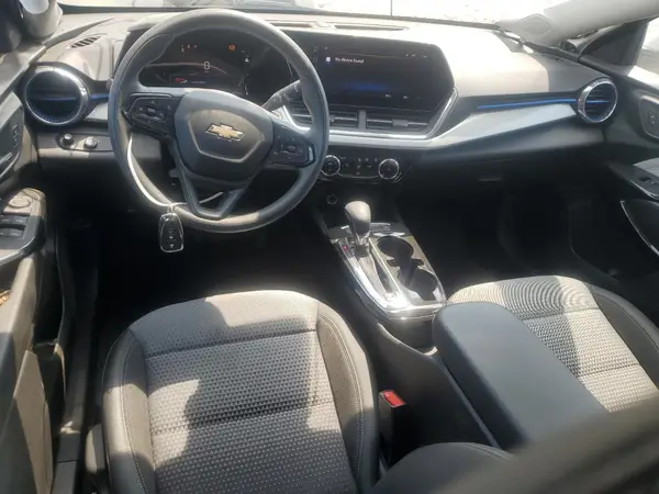 KL77LHEP0SC201678 2025 CHEVROLET TRAX - Image 8