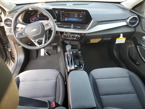KL77LHEP0SC209960 2025 CHEVROLET TRAX - Image 8