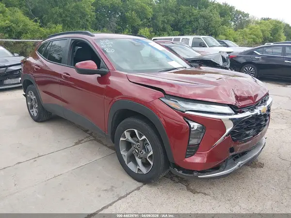 KL77LHEP0SC213460 2025 CHEVROLET TRAX - Image 1
