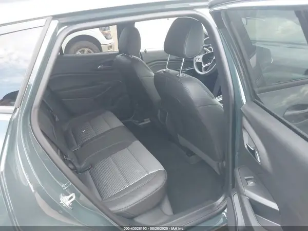 KL77LHEP0SC217539 2025 CHEVROLET TRAX - Image 8