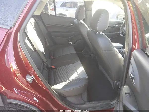 KL77LHEP0SC227889 2025 CHEVROLET TRAX - Image 8