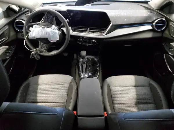 KL77LHEP0SC228461 2025 CHEVROLET TRAX - Image 8