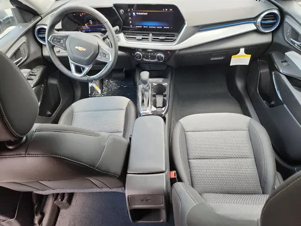 KL77LHEP0SC232297 2025 CHEVROLET TRAX - Image 8