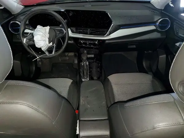 KL77LHEP0SC233482 2025 CHEVROLET TRAX - Image 8