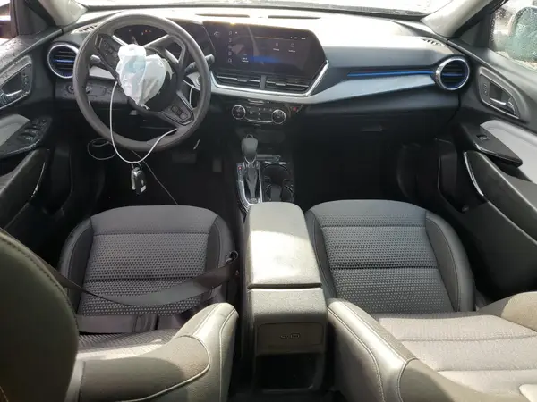 KL77LHEP0SC251819 2025 CHEVROLET TRAX - Image 8