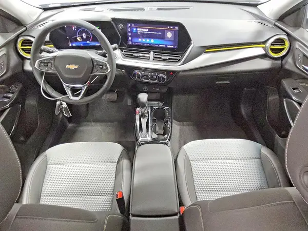 KL77LHEP0SC267230 2025 CHEVROLET TRAX - Image 8