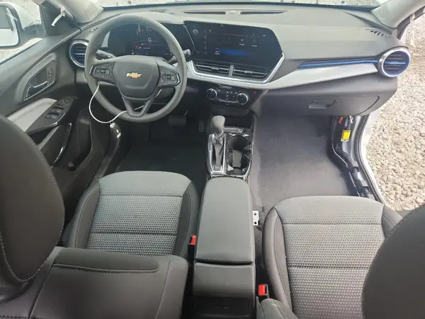 KL77LHEP0SC308729 2025 CHEVROLET TRAX - Image 8