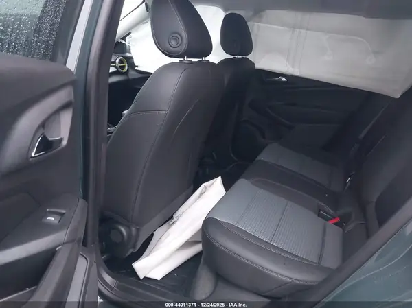 KL77LHEP0SC323876 2025 CHEVROLET TRAX - Image 8