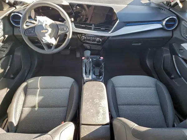 KL77LHEP0TC020243 2026 CHEVROLET TRAX - Image 8