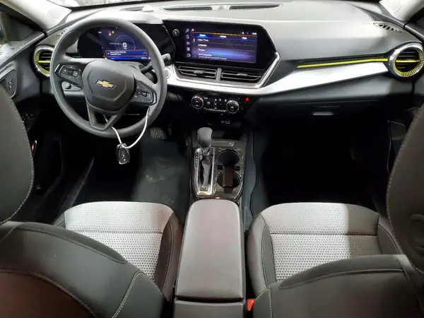 KL77LHEP0TC072181 2026 CHEVROLET TRAX - Image 8