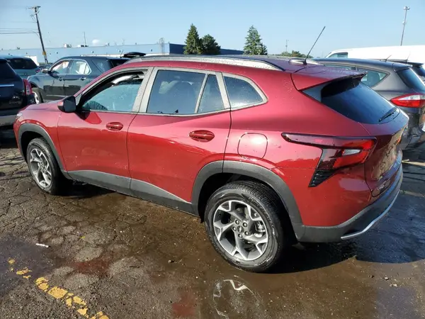 KL77LHEP1SC011730 2025 CHEVROLET TRAX - Image 2