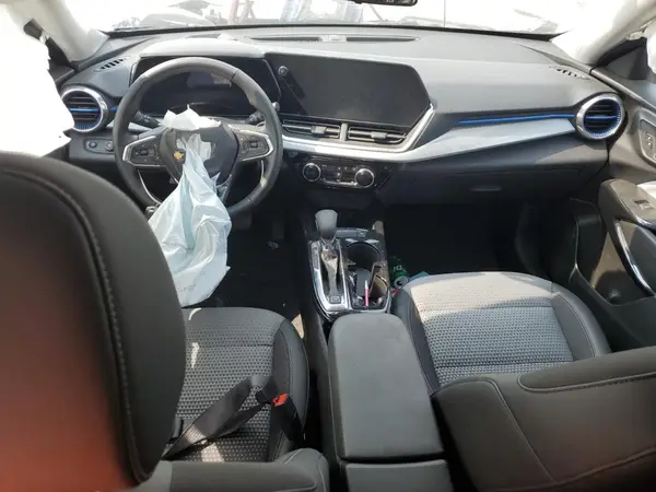 KL77LHEP1SC025952 2025 CHEVROLET TRAX - Image 8