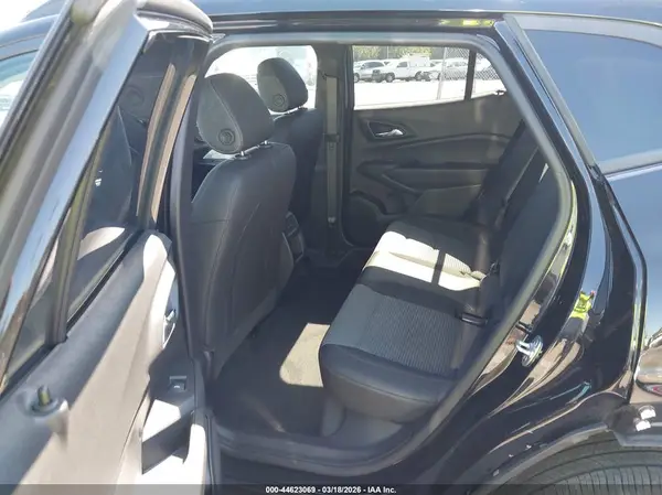 KL77LHEP1SC042377 2025 CHEVROLET TRAX - Image 8