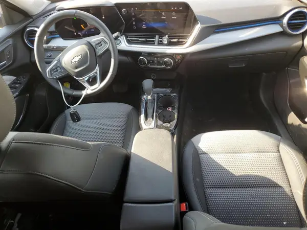 KL77LHEP1SC052181 2025 CHEVROLET TRAX - Image 8