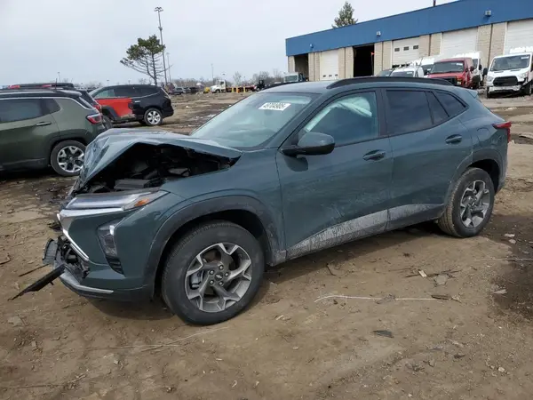 KL77LHEP1SC070518 2025 CHEVROLET TRAX - Image 1