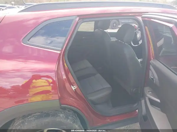 KL77LHEP1SC077808 2025 CHEVROLET TRAX - Image 8