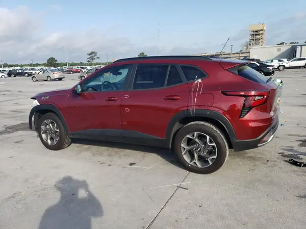 KL77LHEP1SC097850 2025 CHEVROLET TRAX - Image 2