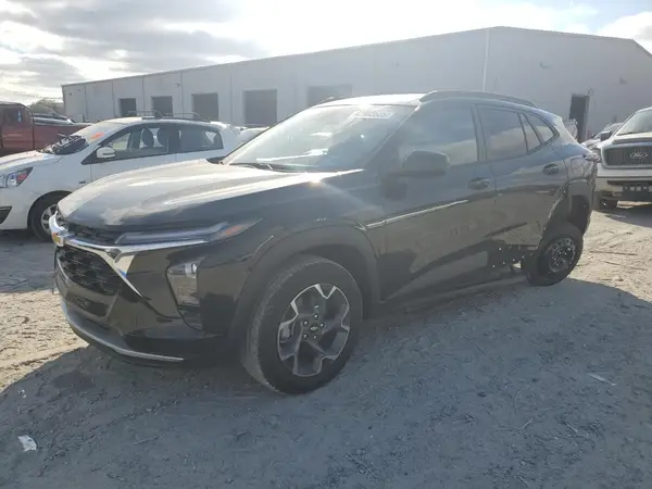 KL77LHEP1SC102531 2025 CHEVROLET TRAX - Image 1