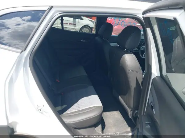 KL77LHEP1SC129261 2025 CHEVROLET TRAX - Image 8