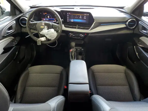 KL77LHEP1SC142740 2025 CHEVROLET TRAX - Image 8