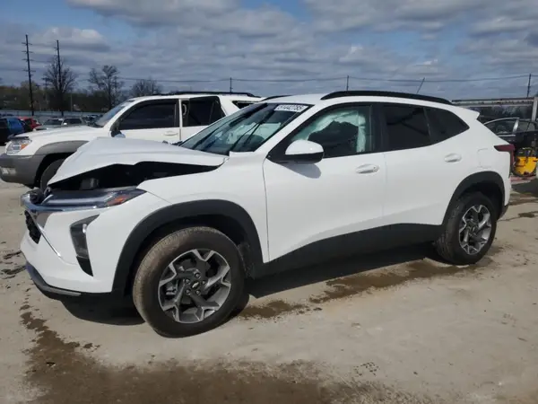 KL77LHEP1SC153947 2025 CHEVROLET TRAX - Image 1