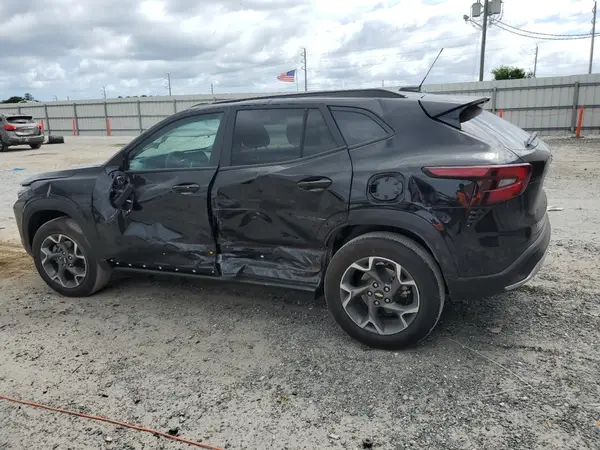 KL77LHEP1SC163488 2025 CHEVROLET TRAX - Image 2