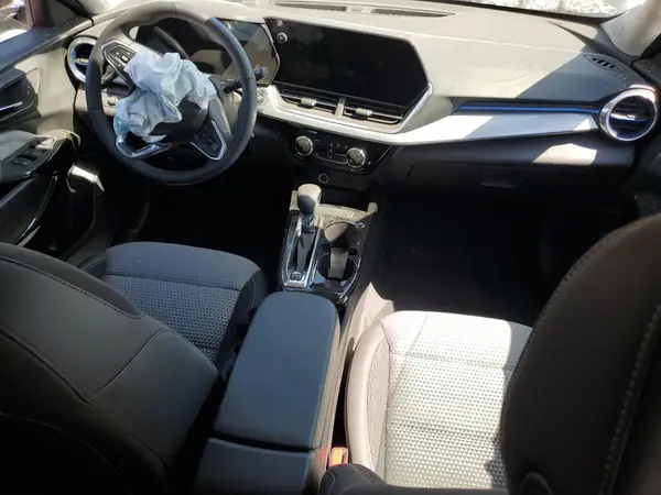 KL77LHEP1SC176774 2025 CHEVROLET TRAX - Image 8