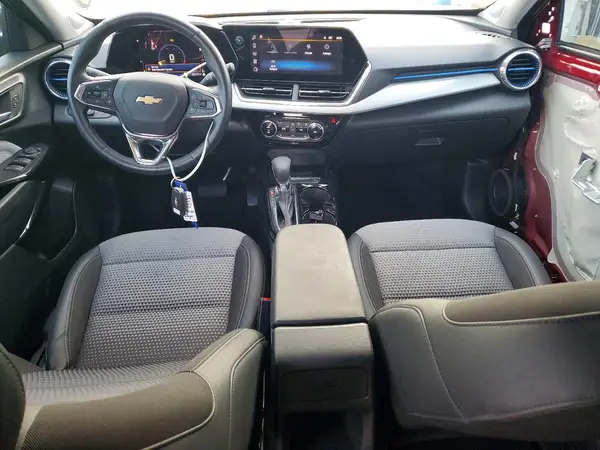 KL77LHEP1SC187306 2025 CHEVROLET TRAX - Image 8