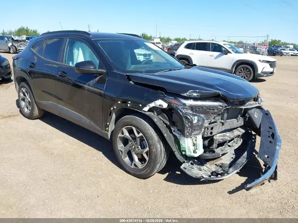 KL77LHEP1SC192697 2025 CHEVROLET TRAX - Image 1