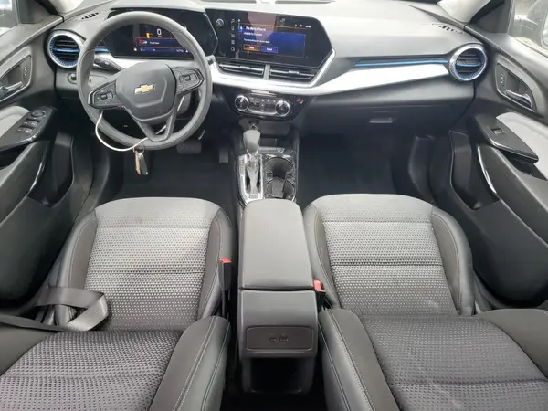 KL77LHEP1SC228842 2025 CHEVROLET TRAX - Image 8