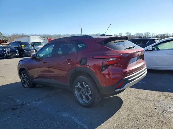 KL77LHEP1SC231658 2025 CHEVROLET TRAX - Image 2