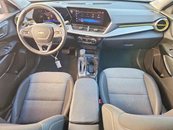 KL77LHEP1SC247276 2025 CHEVROLET TRAX - Image 8