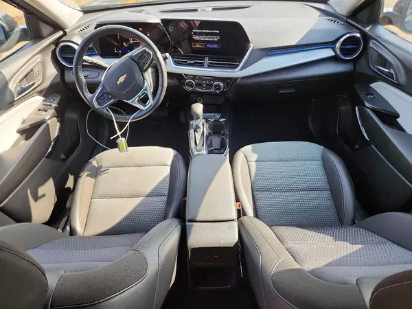 KL77LHEP1SC259024 2025 CHEVROLET TRAX - Image 8