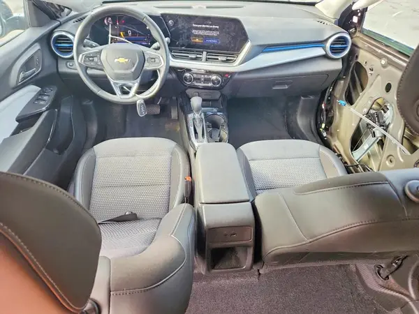 KL77LHEP1SC265289 2025 CHEVROLET TRAX - Image 8