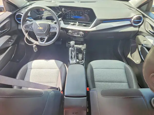 KL77LHEP1SC271321 2025 CHEVROLET TRAX - Image 8