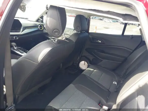 KL77LHEP1SC277376 2025 CHEVROLET TRAX - Image 8