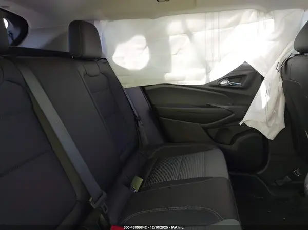 KL77LHEP1SC285395 2025 CHEVROLET TRAX - Image 8