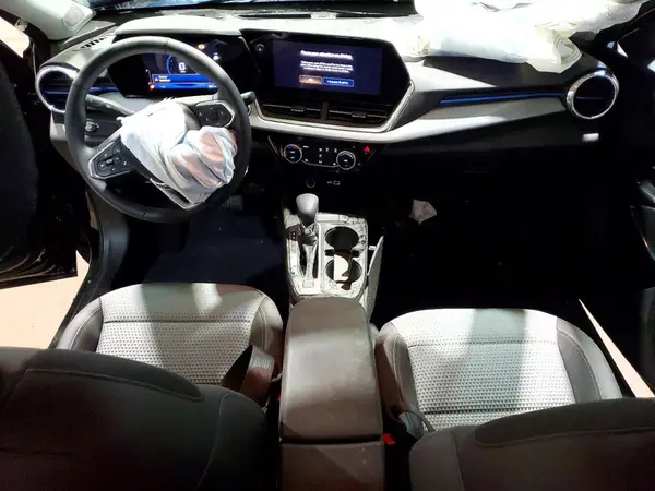 KL77LHEP1SC296459 2025 CHEVROLET TRAX - Image 8
