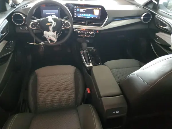 KL77LHEP1SC300476 2025 CHEVROLET TRAX - Image 8