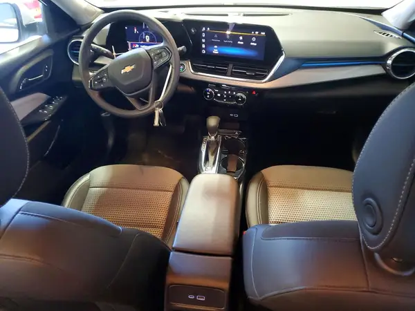 KL77LHEP1SC306844 2025 CHEVROLET TRAX - Image 8