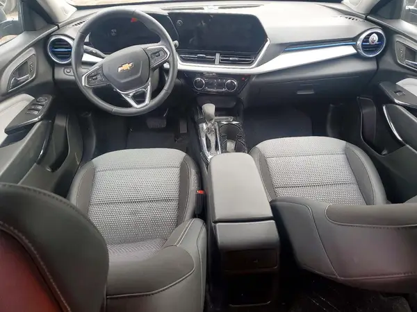 KL77LHEP1SC309856 2025 CHEVROLET TRAX - Image 8