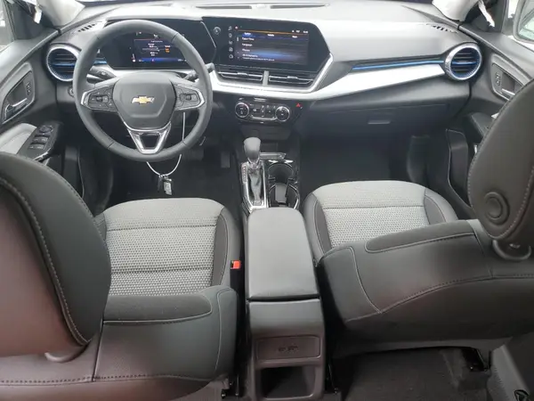 KL77LHEP1SC337284 2025 CHEVROLET TRAX - Image 8