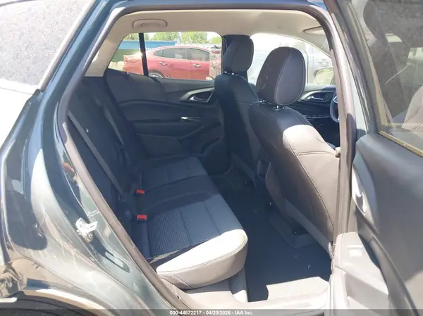 KL77LHEP1TC017366 2026 CHEVROLET TRAX - Image 8