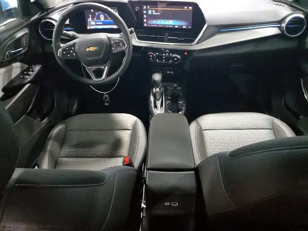 KL77LHEP1TC028528 2026 CHEVROLET TRAX - Image 8