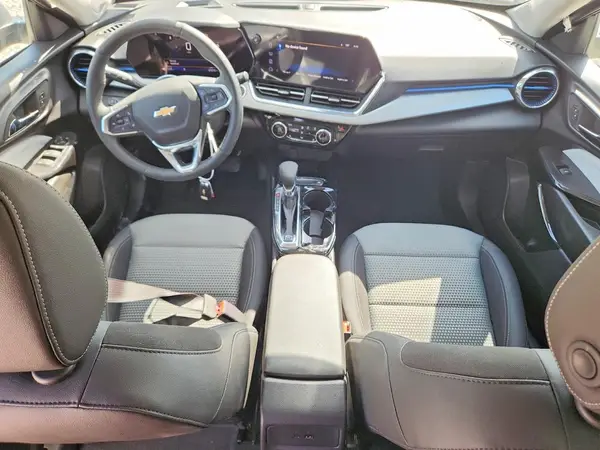 KL77LHEP1TC084551 2026 CHEVROLET TRAX - Image 8
