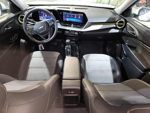 KL77LHEP1TC133490 2026 CHEVROLET TRAX - Image 8